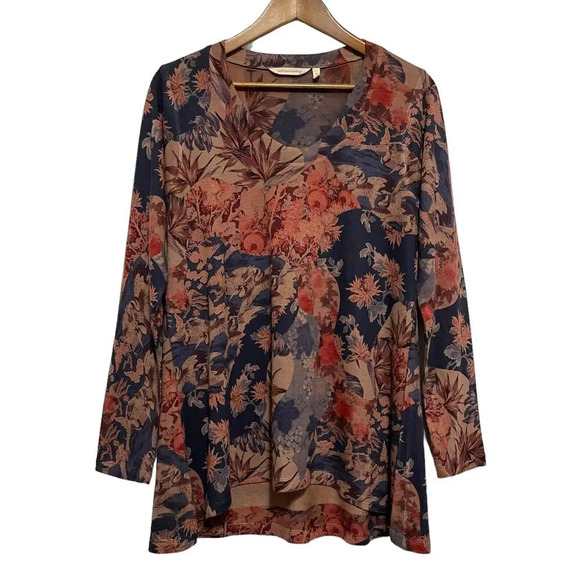 Soft Surroundings Millie Tunic Knit Top Shirt Size Medium Floral Bird Print - Picture 4 of 7